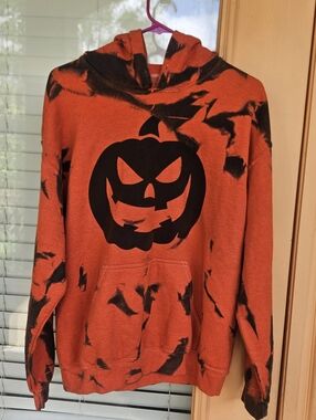 EVIL PUMPKIN HOODIE, Size Medium